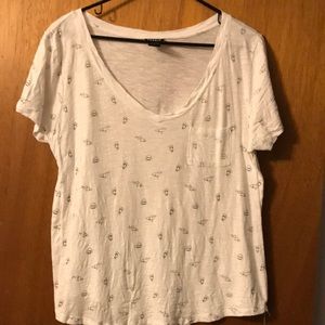 Fun funky shark t-shirt!